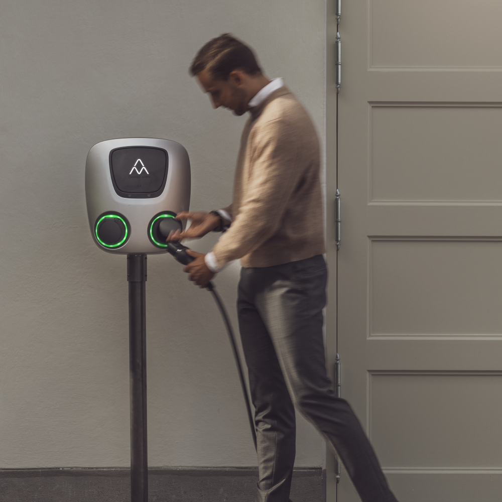 Charge Amps Aura 2x22 kW (4G)